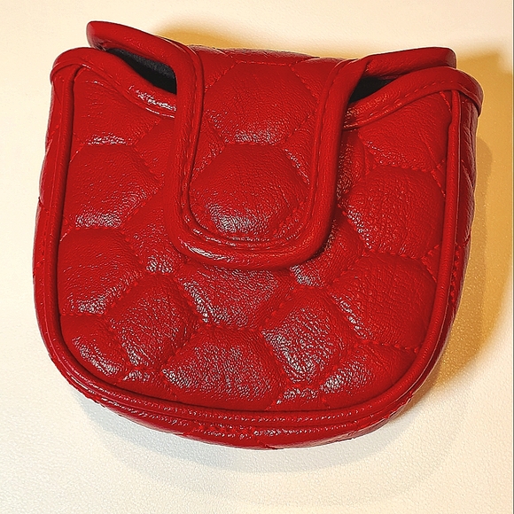 Cursive Spider Tour Putter Headcover with magnetic closing lid.Factory new - Picture 3 of 3